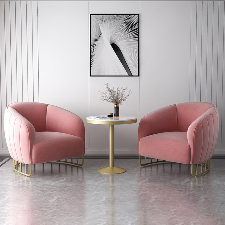 Chaise d'appoint contemporaine de luxe en velours incurvé avec dossier en fer pour salon 