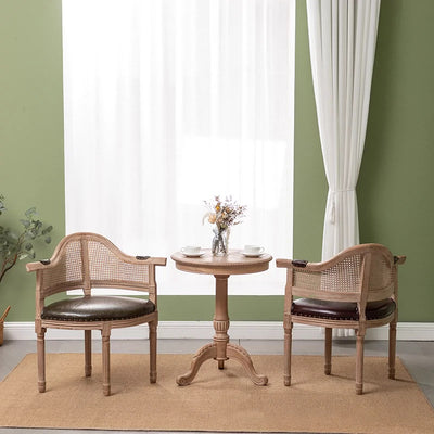 Silla de comedor de madera maciza tapizada en cuero genuino europeo tradicional con respaldo arqueado para comedor 