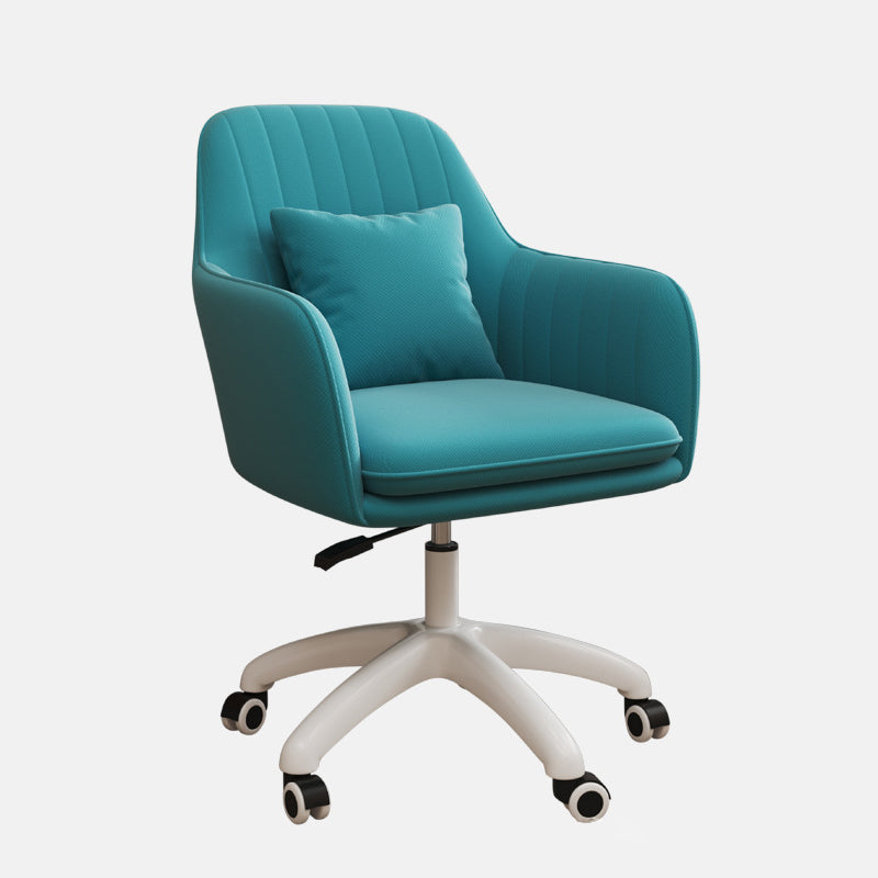 Silla de escritorio giratoria ajustable en altura con respaldo tapizado en franela cuadrada de simplicidad contemporánea para estudio 