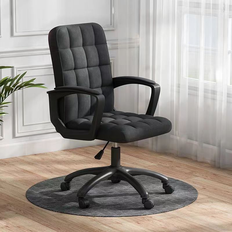 Silla de escritorio giratoria ajustable en altura con respaldo tapizado en tela cuadrada de simplicidad contemporánea para estudio 
