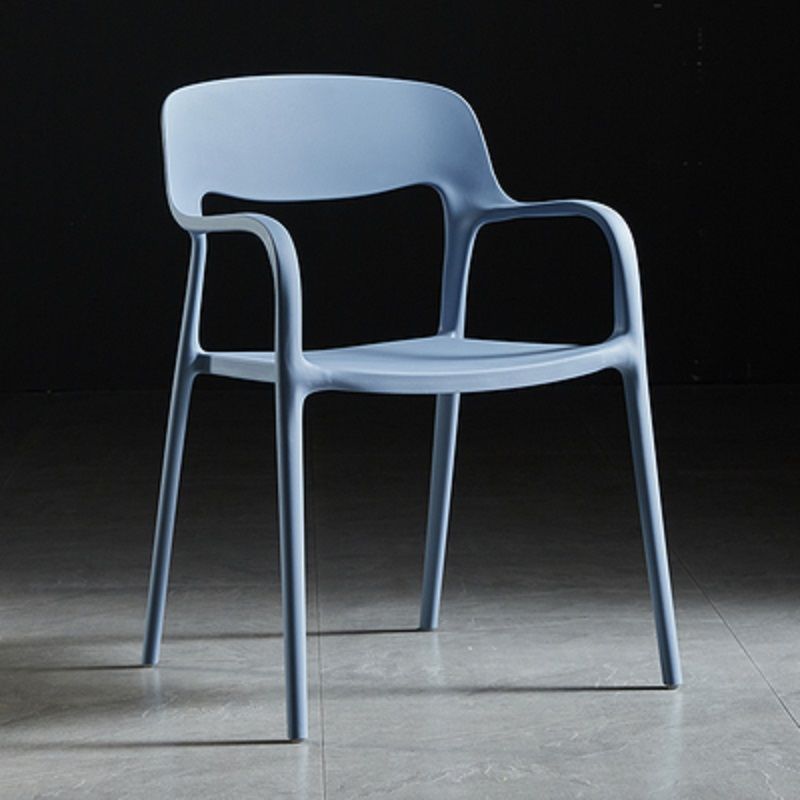 Chaise de salle à manger empilable en plastique carré nordique contemporaine avec dossier et accoudoir 
