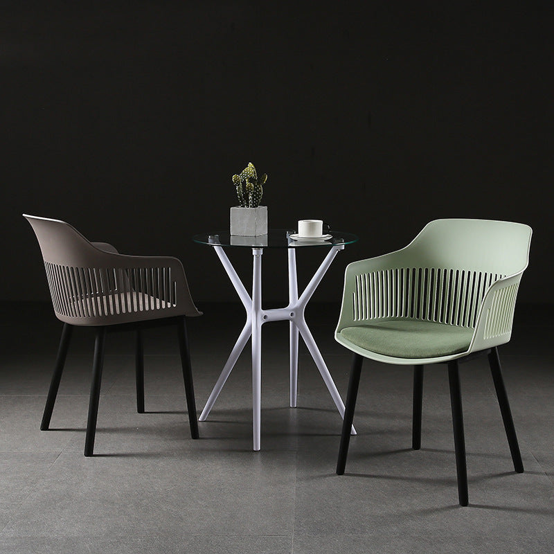 Contemporáneo Cuadrado Nórdico Plástico Marco de Acero al Carbono Silla de Comedor Respaldo Reposabrazos Para Comedor 