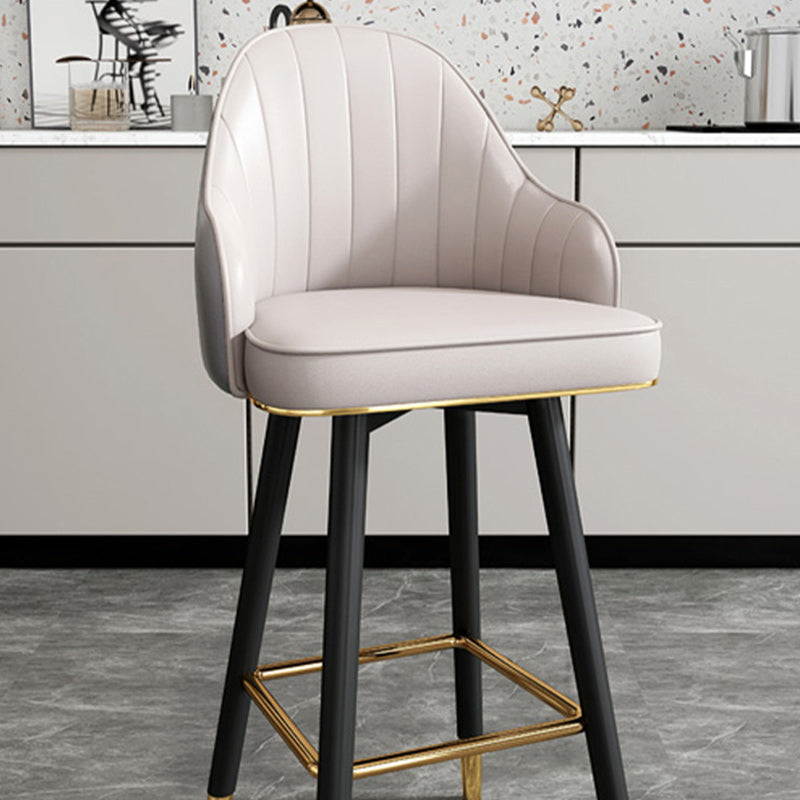 Taburete de bar de metal con asiento de cuero Nappa curvado de lujo contemporáneo, respaldo y reposapiés para comedor 