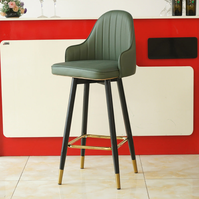 Taburete de bar de metal con asiento de cuero Nappa curvado de lujo contemporáneo, respaldo y reposapiés para comedor 