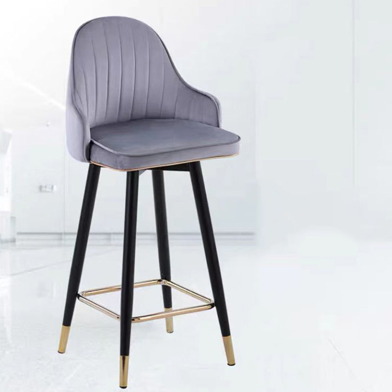 Taburete de bar de metal con asiento de cuero Nappa curvado de lujo contemporáneo, respaldo y reposapiés para comedor 