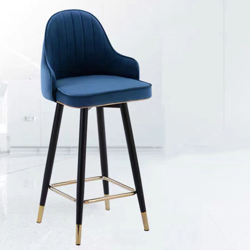 Taburete de bar de metal con asiento de cuero Nappa curvado de lujo contemporáneo, respaldo y reposapiés para comedor 