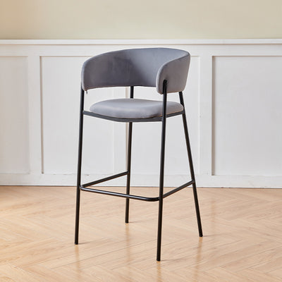 Tabouret de bar contemporain nordique incurvé en flanelle avec cadre en fer, dossier bas et repose-pieds pour salle à manger 