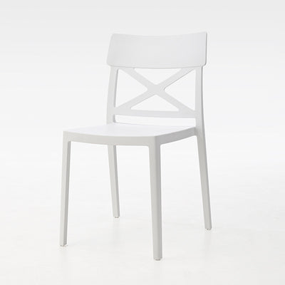 Silla de comedor apilable de plástico cuadrada de simplicidad moderna con respaldo sin brazos para comedor 