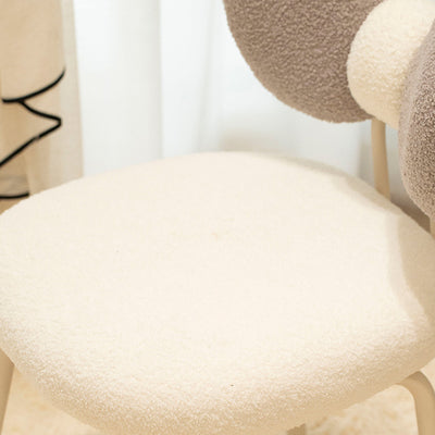 Tabouret de coiffeuse pivotant contemporain nordique en laine d'agneau incurvée avec dossier en nœud papillon pour chambre 