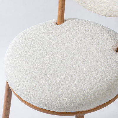 Moderner Shabby Chic runder Hocker aus Lammfleece mit Kohlenstoffstahlrahmen, herzförmiger Rückenlehne für das Schlafzimmer 