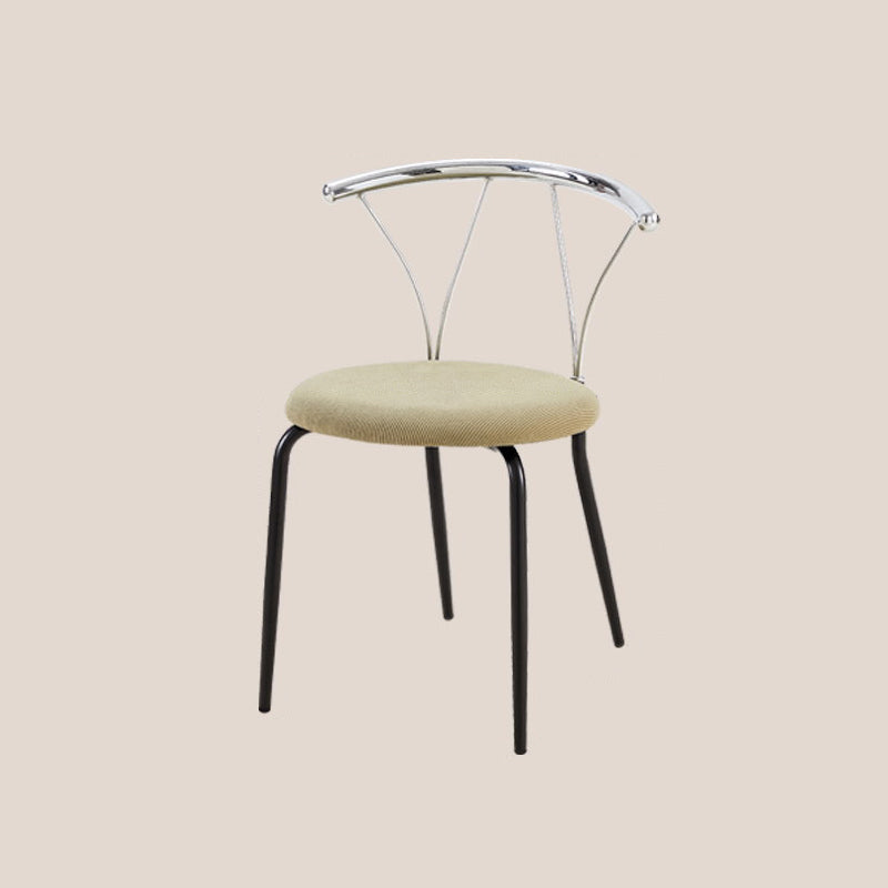 Moderna silla de comedor de pana con patrón de diamantes redondos eclécticos y respaldo de líneas geométricas de acero inoxidable para el comedor 