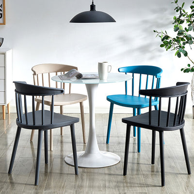 Moderner Mid-Century gebogener Kunststoff-Esszimmerstuhl mit offenem Rücken für das Esszimmer 