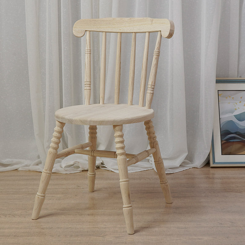 Chaise de salle à manger moderne du milieu du siècle en bois massif rond avec dossier à broches et repose-pieds 