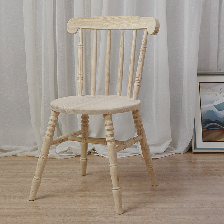 Chaise de salle à manger moderne du milieu du siècle en bois massif rond avec dossier à broches et repose-pieds 