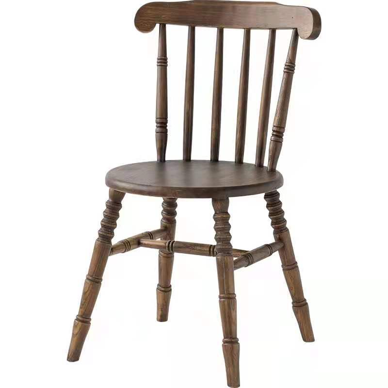 Chaise de salle à manger moderne du milieu du siècle en bois massif rond avec dossier à broches et repose-pieds 