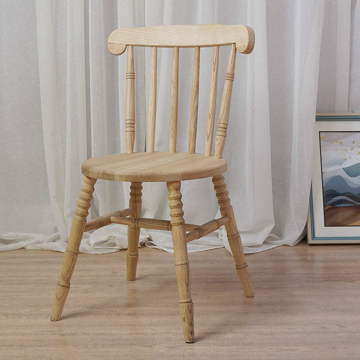 Chaise de salle à manger moderne du milieu du siècle en bois massif rond avec dossier à broches et repose-pieds 