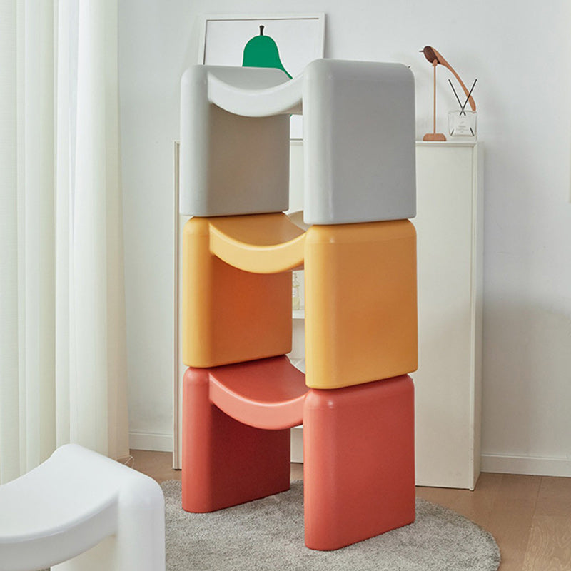 Contemporary Nordic Curved Seat Plastic Portable Stackable Footstool Low Stool For Living Room