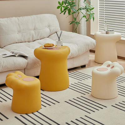 Zeitgenössischer kreativer Katzenkrallenformiger Kunststoffhocker ohne Rückenlehne für das Wohnzimmer 