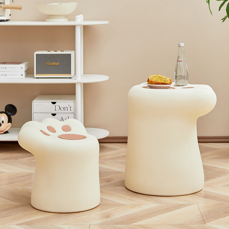 Zeitgenössischer kreativer Katzenkrallenformiger Kunststoffhocker ohne Rückenlehne für das Wohnzimmer 