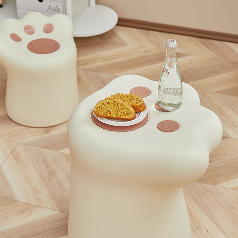 Zeitgenössischer kreativer Katzenkrallenformiger Kunststoffhocker ohne Rückenlehne für das Wohnzimmer 