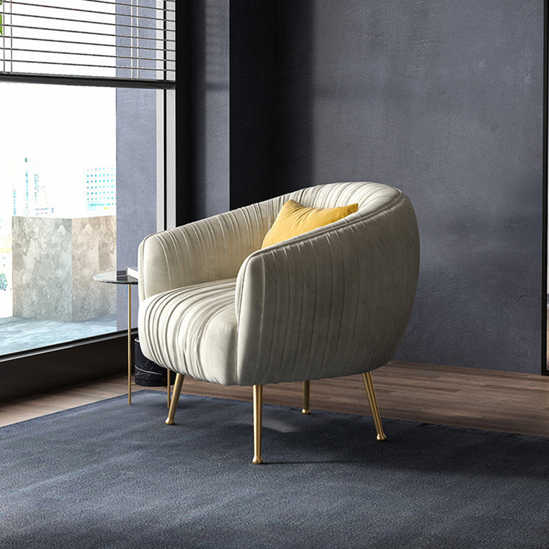 Contemporary Scandinavian Curved Velvet Upholstered Accent Chair Lounge Chair For Living Room