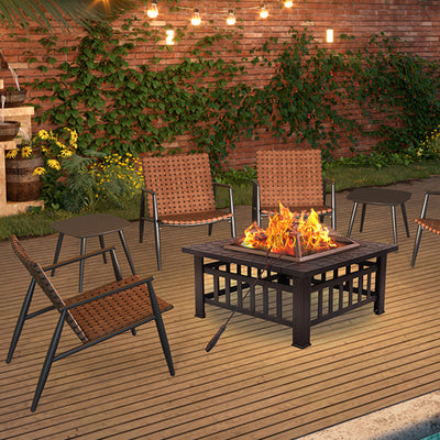 Traditioneller rustikaler quadratischer Aluminium-PE-Leder-Rattan-Akzentstuhl mit Rückenlehne und Armlehne für die Terrasse 