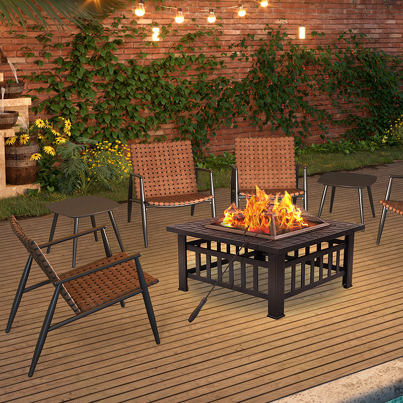 Traditioneller rustikaler quadratischer Aluminium-PE-Leder-Rattan-Akzentstuhl mit Rückenlehne und Armlehne für die Terrasse 