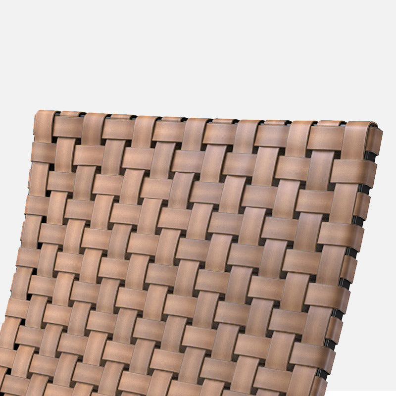 Traditioneller rustikaler quadratischer Aluminium-PE-Leder-Rattan-Akzentstuhl mit Rückenlehne und Armlehne für die Terrasse 
