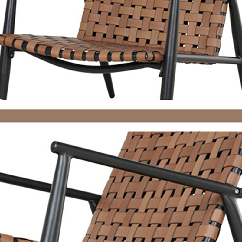 Traditioneller rustikaler quadratischer Aluminium-PE-Leder-Rattan-Akzentstuhl mit Rückenlehne und Armlehne für die Terrasse 
