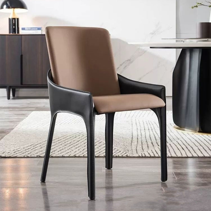 Silla de comedor moderna minimalista rectangular de metal y cuero con respaldo y reposabrazos para comedor 