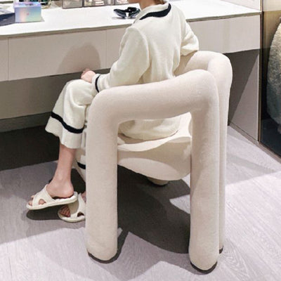 Tabouret de coiffeuse en velours métallique crème nordique contemporain avec dossier et accoudoirs pour chambre 