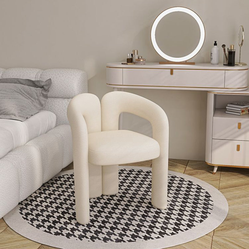 Tabouret de coiffeuse en velours métallique crème nordique contemporain avec dossier et accoudoirs pour chambre 