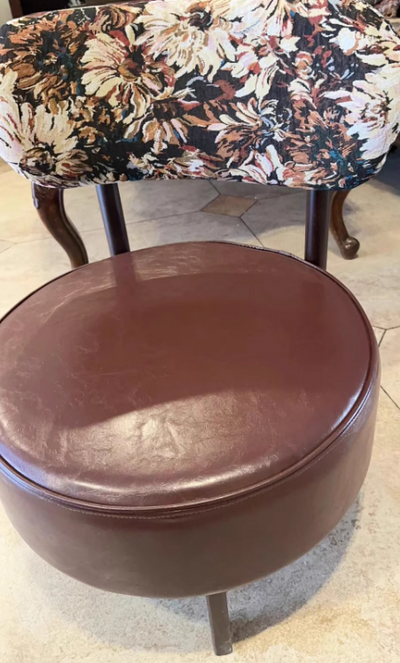 Traditional Vintage Swivel Round Wood Leather Chair Backrest For Living Room
