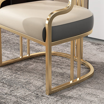 Chaise de salle à manger moderne en cuir et métal avec dossier et accoudoirs incurvés en demi-cercle pour salle à manger 