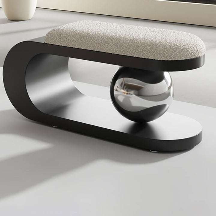 Moderner skandinavischer Sessel mit langer geschwungener Form, Kugeldesign, aus Karbonstahl und Sherpa-Stoff für das Wohnzimmer 