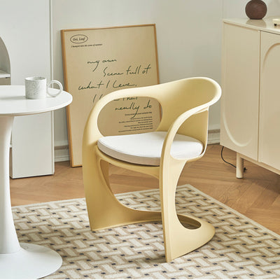 Contemporary Scandinavian Curve PP Dining Chair Backrest Armrest For Dining Room