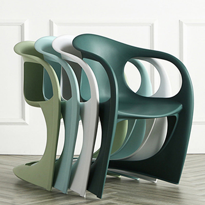 Contemporary Scandinavian Curve PP Dining Chair Backrest Armrest For Dining Room