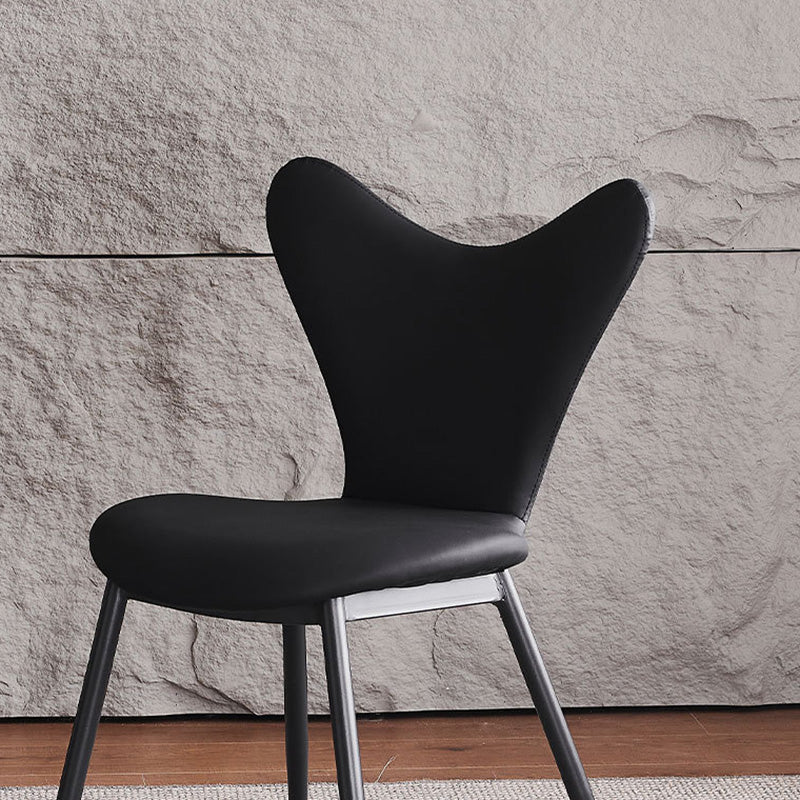 Chaise de salle à manger en cuir microfibre avec dossier triangulaire minimaliste moderne et acier au carbone 