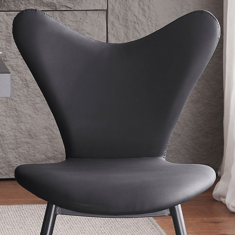 Chaise de salle à manger en cuir microfibre avec dossier triangulaire minimaliste moderne et acier au carbone 