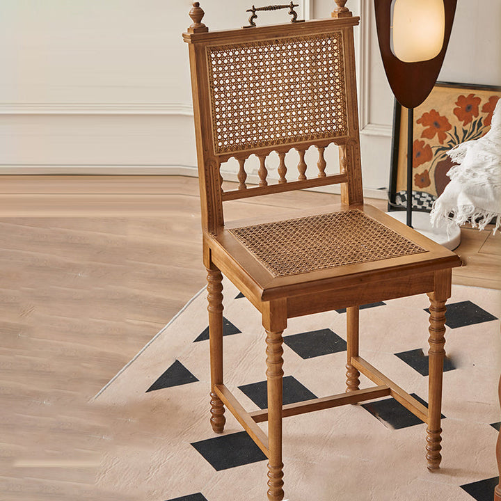 Chaise de salle à manger en bois massif vintage traditionnelle avec dossier en rotin pour salle à manger 