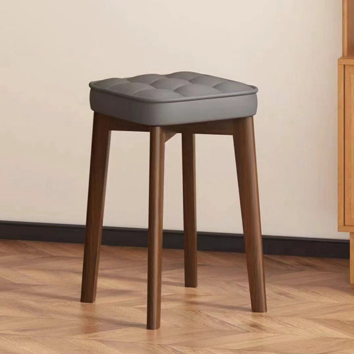 Moderner minimalistischer quadratischer Hocker aus Massivholz und Leathaire mit 4 Beinen für das Schlafzimmer 