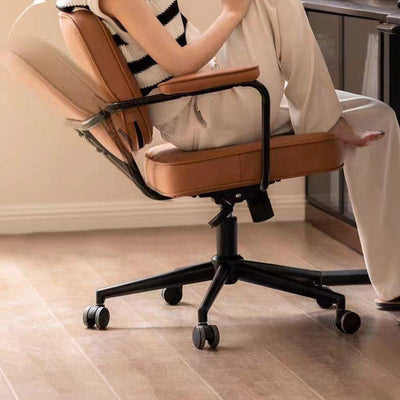 Chaise de bureau en cuir minimaliste moderne carrée en acier inoxydable avec dossier et accoudoirs pour la maison et le bureau 