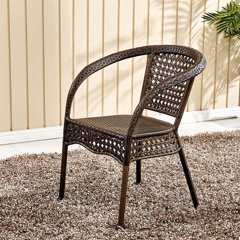 Chaise de salle à manger vintage traditionnelle en rotin annulaire avec dossier et accoudoirs pour salle à manger 