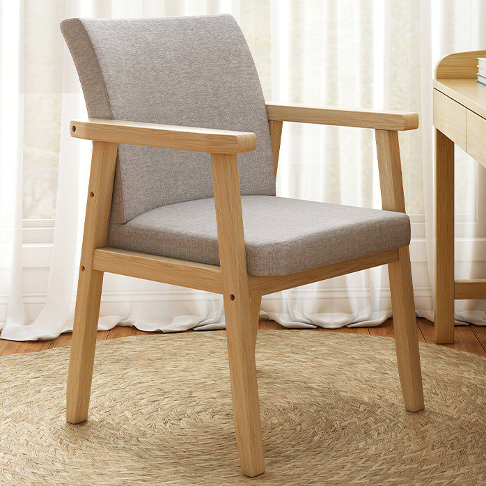 Chaise de salle à manger moderne minimaliste carrée en bois massif avec dossier et accoudoirs en coton 