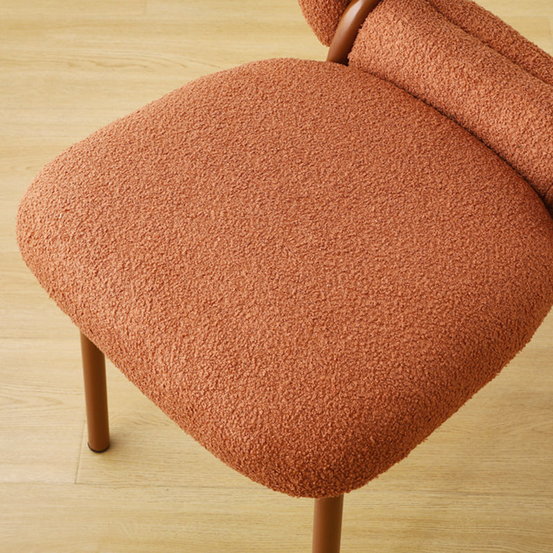 Moderner minimalistischer Donut-Quadrat-Lammwoll-Kohlenstoffstahl-Schminkhocker mit Rückenlehne für das Schlafzimmer 
