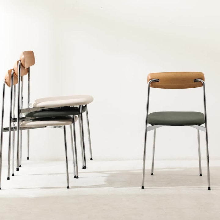 Chaise de salle à manger contemporaine en bois massif scandinave en acier inoxydable avec dossier carré en similicuir pour salle à manger 