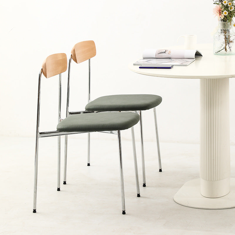 Chaise de salle à manger contemporaine en bois massif scandinave en acier inoxydable avec dossier carré en similicuir pour salle à manger 