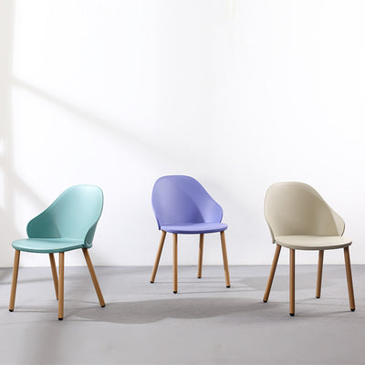 Contemporary Scandinavian Sleek Backrest Plastic Dining Chair With Solid Wood Legs For Dining Room