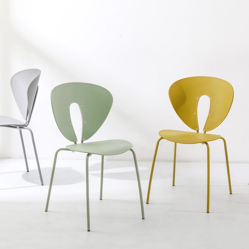 Traditional French Triangular Backrest Plastic Dining Chair With Stainless Steel Legs For Dining Room