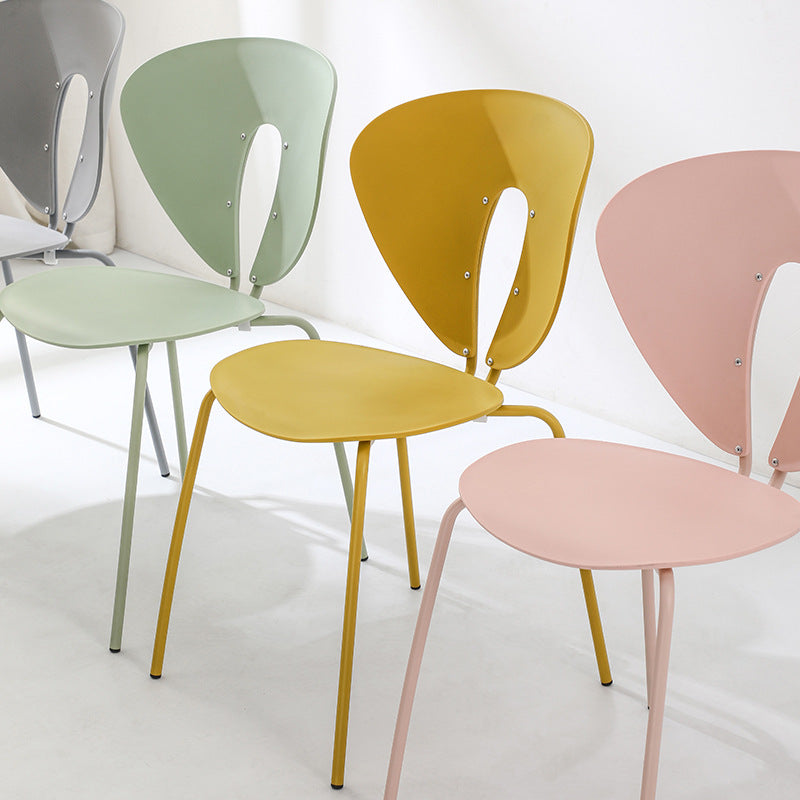 Traditional French Triangular Backrest Plastic Dining Chair With Stainless Steel Legs For Dining Room